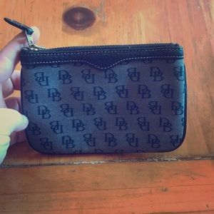 Dooney and Bourke change purse 👛